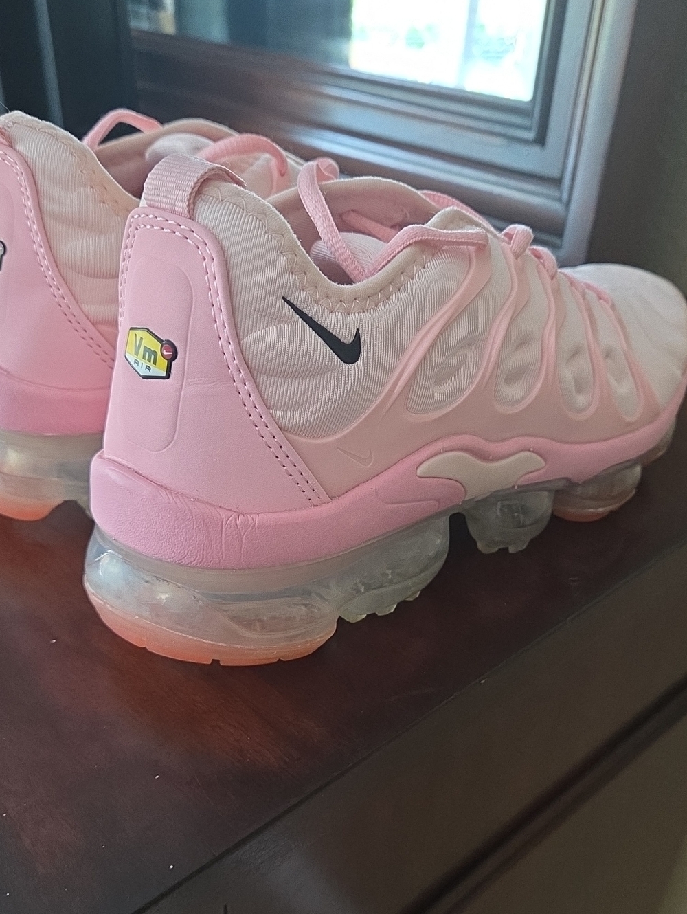 Nike Kids Pink VaporMax Air Cushion Sneakers